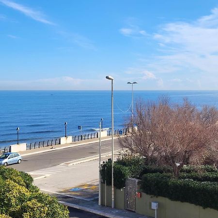 Casa Al Mare Hotell Bari Eksteriør bilde