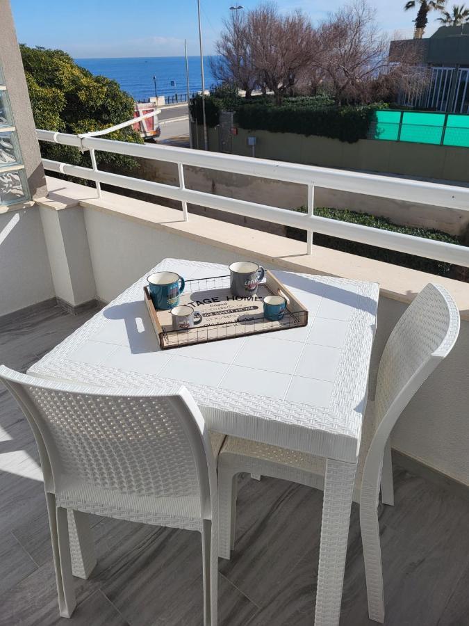 Casa Al Mare Hotell Bari Eksteriør bilde